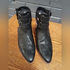 Carlos Santana Western Booties